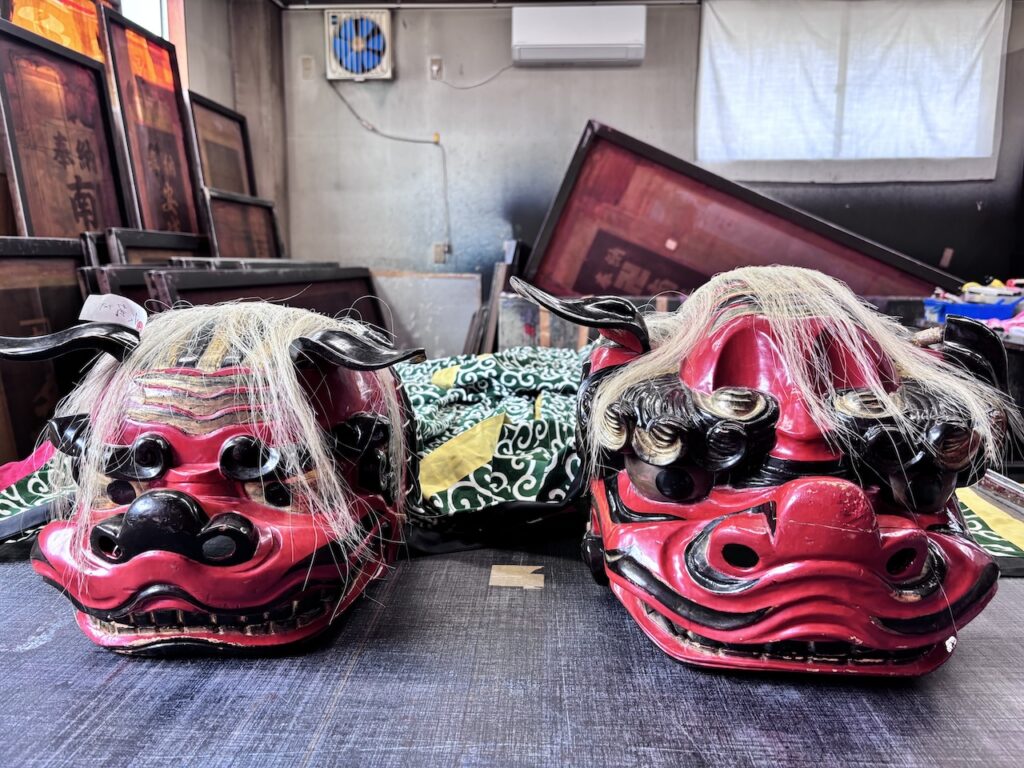 獅子頭を修理する前の画像
